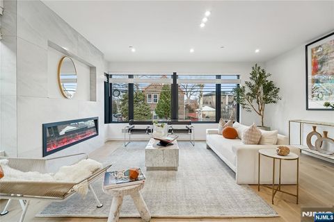 426 Aurora Avenue Cliffside Park NJ 07010