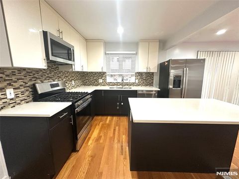 Photo of 456 9th St #1, Palisades Park, NJ 07650 (MLS # 26008352)