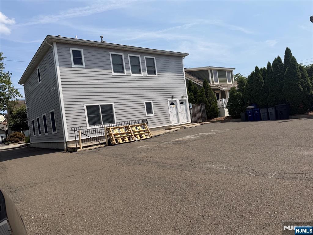 253 Madison Avenue