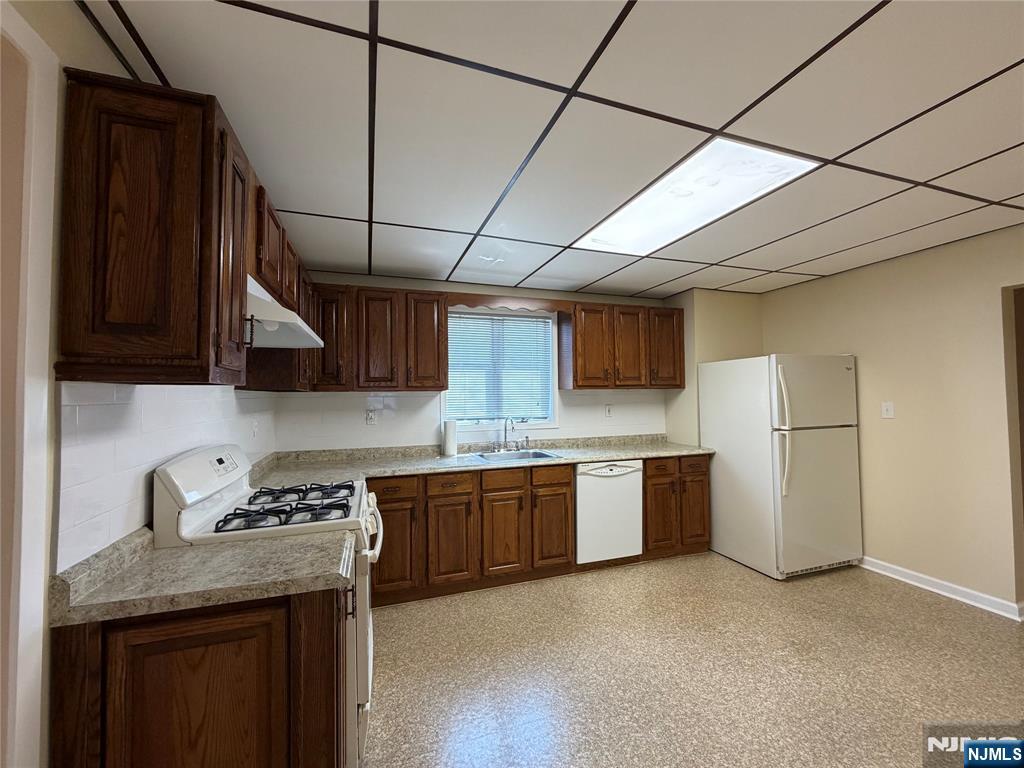 832 Paterson Avenue