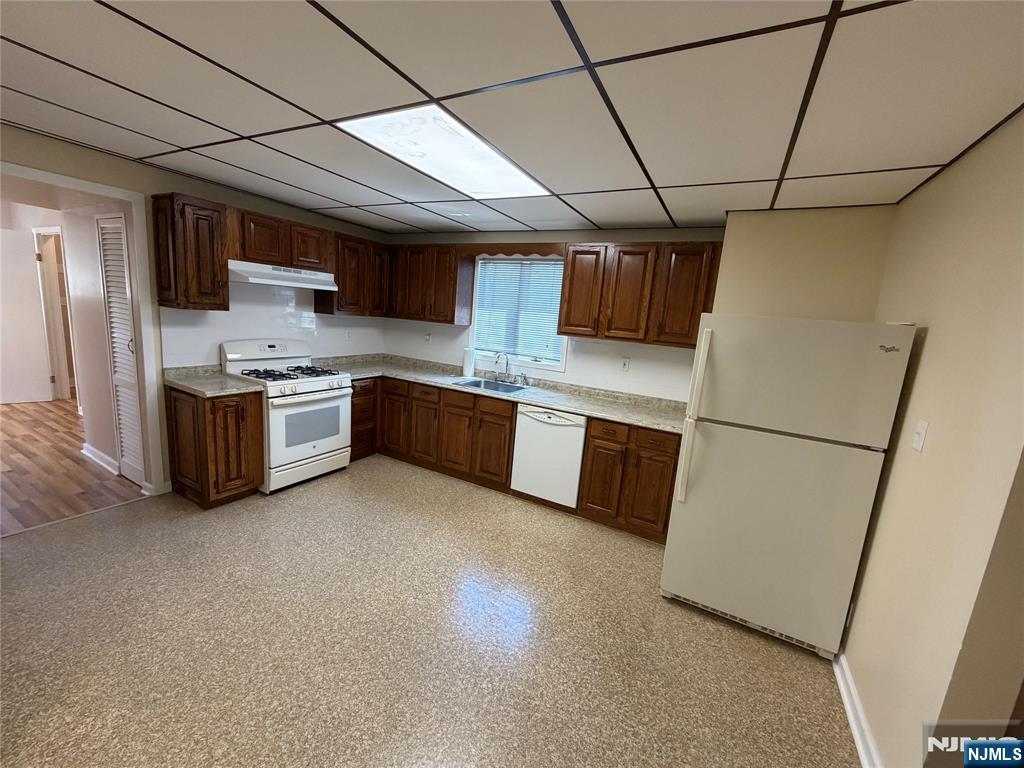 832 Paterson Avenue