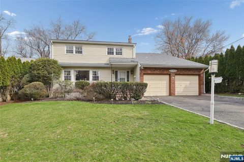 619 Cadmus Court Teaneck NJ 07666