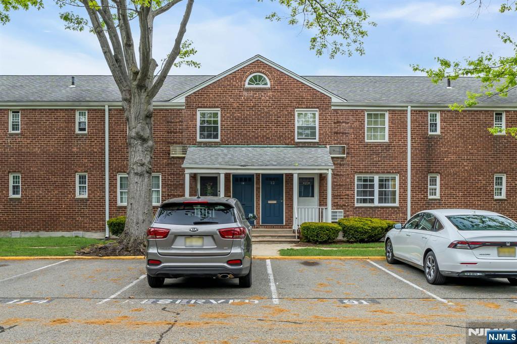 10 Clark Court