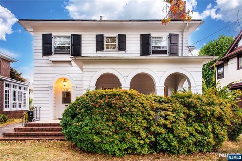 437 Ridge Street Newark NJ 07104