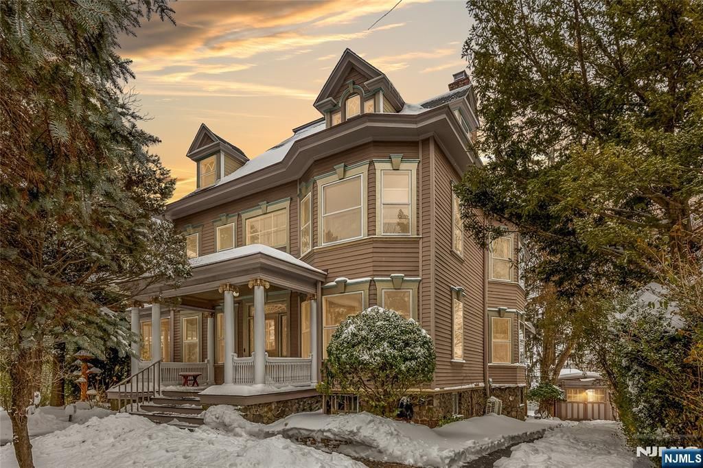 Photo of 20 Prospect Terrace, Montclair, NJ 07042 (MLS # 26003394)