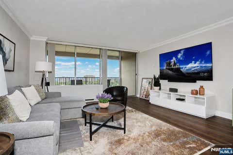 Photo of 6 Horizon Road #1904, Fort Lee, NJ 07024 (MLS # 26023324)