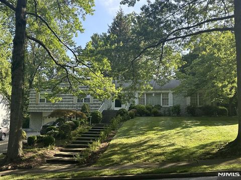 Photo of 229 Allison Ct, Englewood, NJ 07631 (MLS # 25042662)