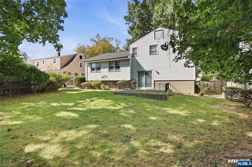 92 Van Buskirk Road