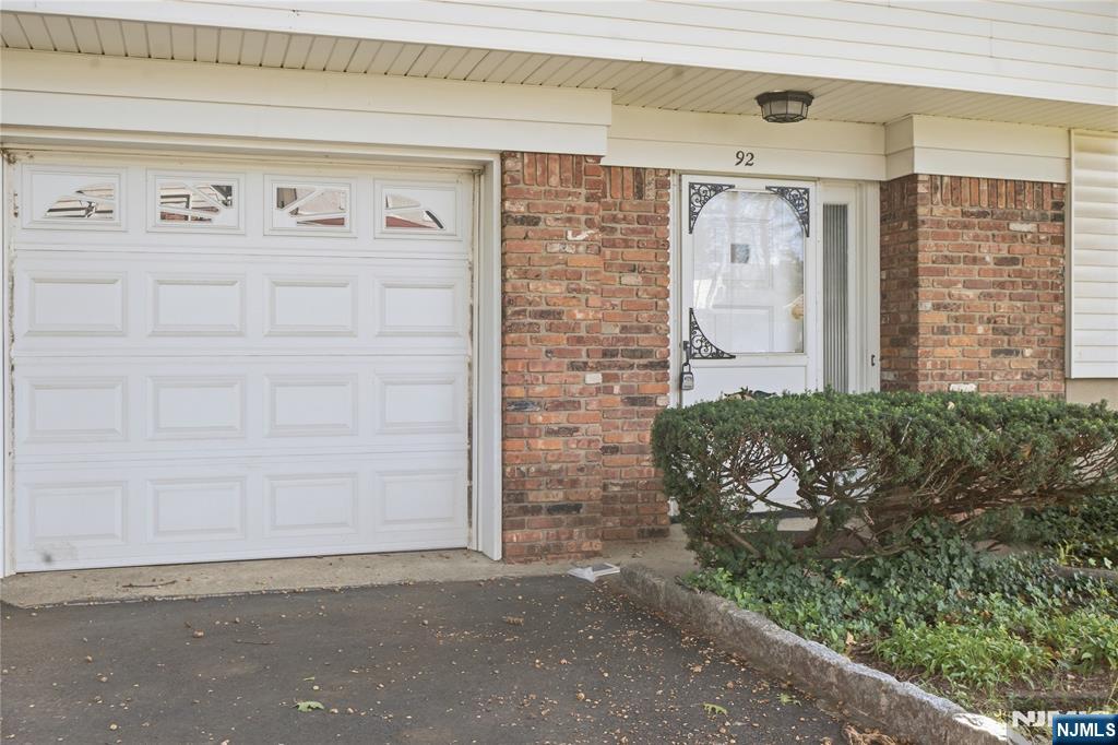 92 Van Buskirk Road