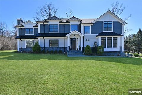 68 Hidden Glen Road, Upper Saddle River, NJ 07458 - #: 25008683