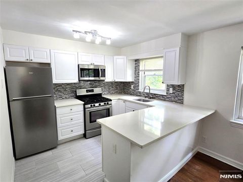 465 Maple Hill Drive 48 Hackensack NJ 07601