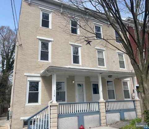 Featured picture for the property 24012159