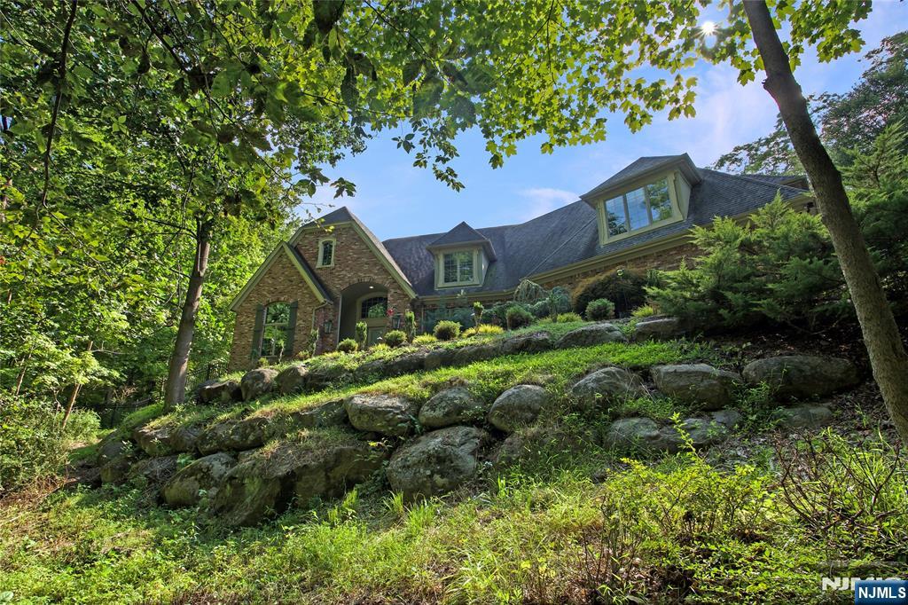 102 Seminary Drive