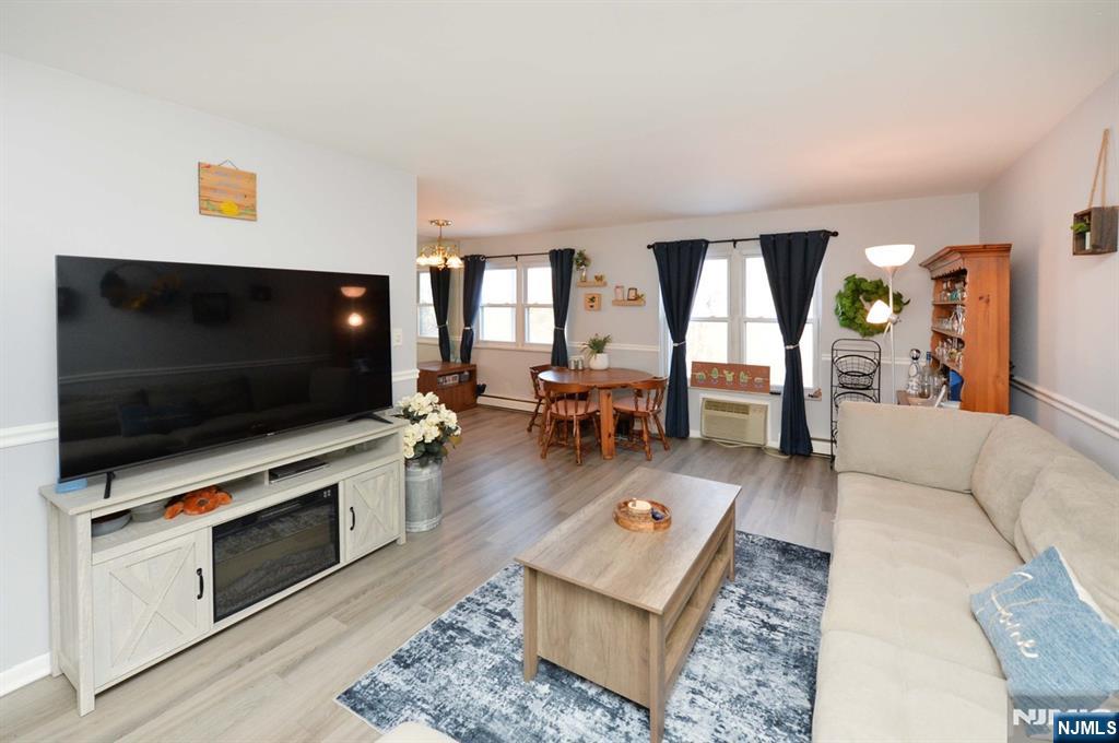 100 Pierson Miller E4