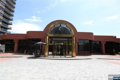 Photo of 100 Carlyle DR # S01G, Cliffside Park, NJ 07010 (MLS # 26024351)