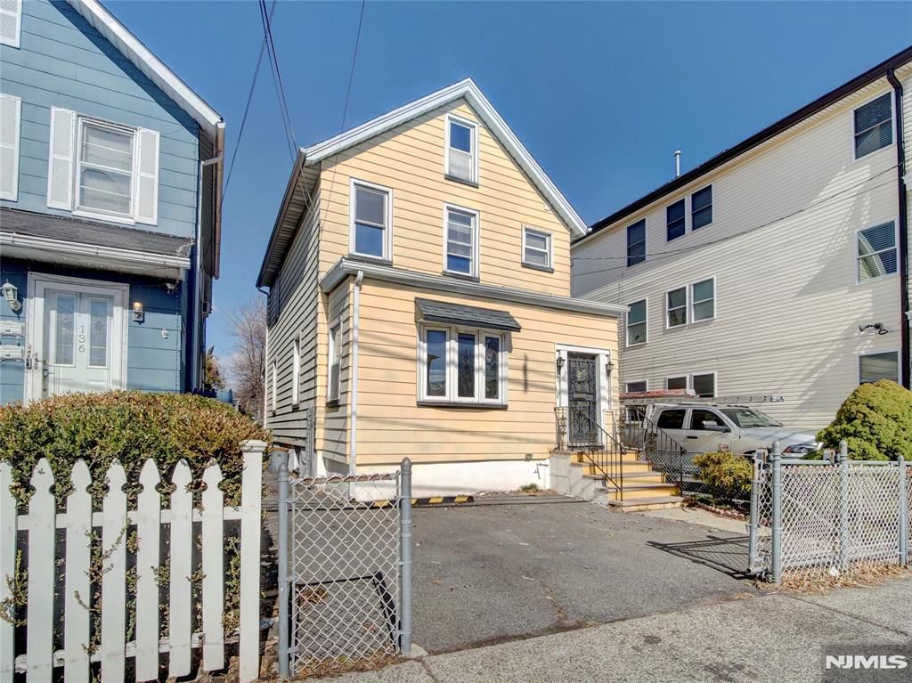 Photo of 138 Orange Street, Bloomfield, NJ 07003 (MLS # 26009086)