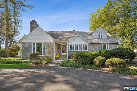 65 Lakeside Drive Ramsey NJ 07446