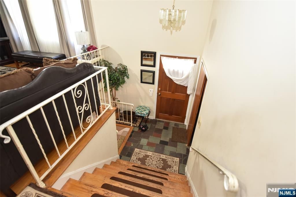 Photo of 181 Pleasant Valley Way, West Orange, NJ 07052 (MLS # 25035035)
