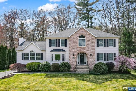 35 Cherbourg Drive, West Milford, NJ 07480 - MLS#: 25013314