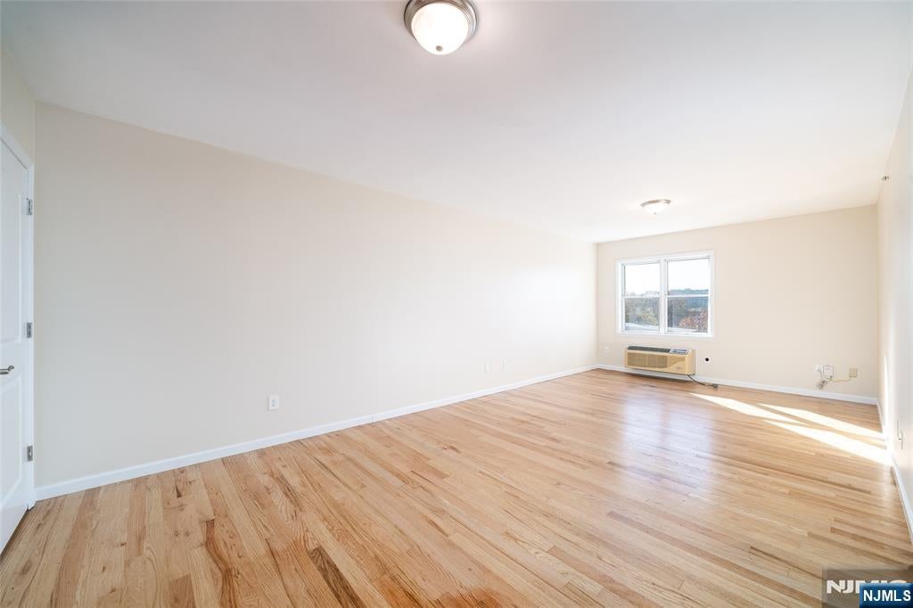448 Palisade Avenue