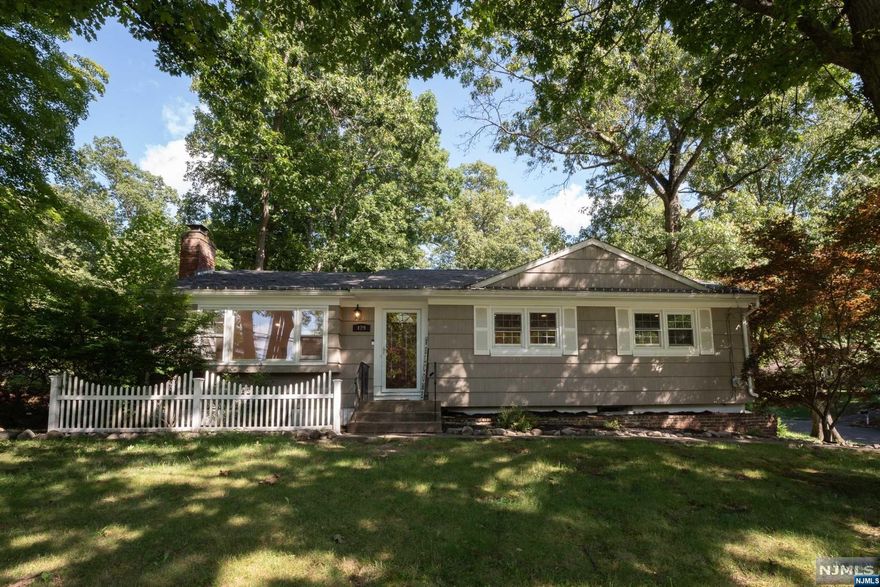 Welcome to this ranch in prime location' completely finished lower level, private backyard, in-ground heated pool and so much more. 3 bedroom, 2 full baths, Ranch with open floor plan. Light and Bright! Living Room w/fireplace, Dining Room with sliding doors to back yard, New Kitchen with island and cathedral ceiling with skylights. Full finished basement. 2 car garage, 4 cars driveway. Close to shopping and restaurants, parks, lakes and schools. Easy access to NYC transportation. Move in ready.