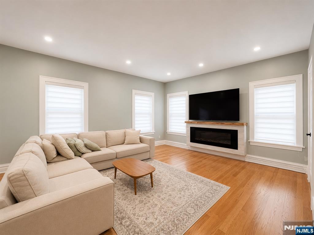 254 Midland Avenue