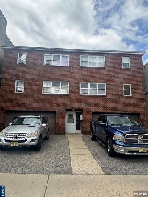 Photo of 399 Walker ST #1B, Fairview, NJ 07022 (MLS # 26019684)