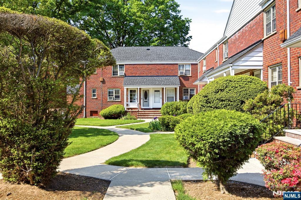 1241 Anderson 19