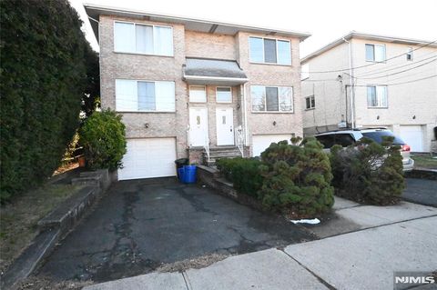 Photo of 436 Brinkerhoff Ave #Right, Fort Lee, NJ 07024 (MLS # 26000989)