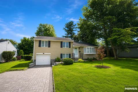 Photo of 154 Jefferson Avenue, River Edge, NJ 07661 (MLS # 26028095)