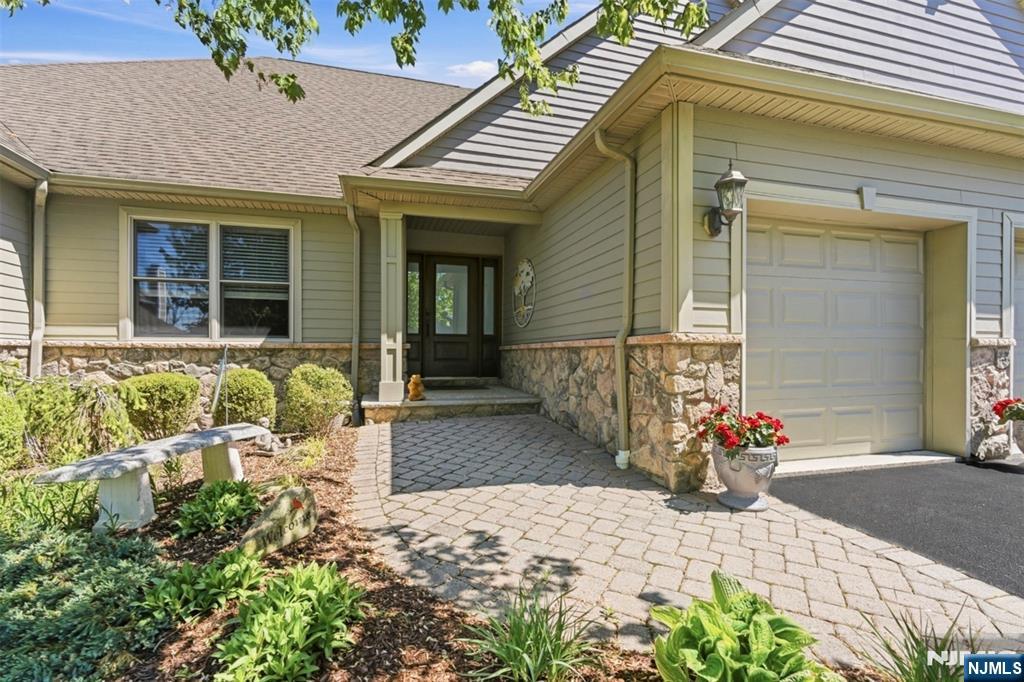 14 Wentworth Court