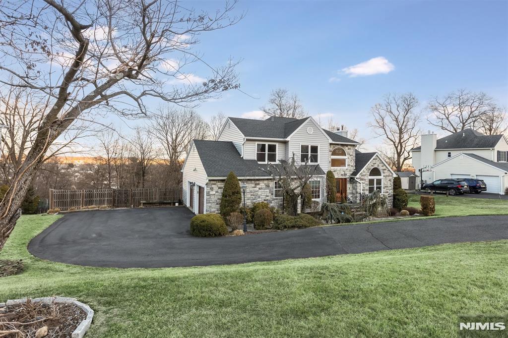 14 Metro Vista Drive