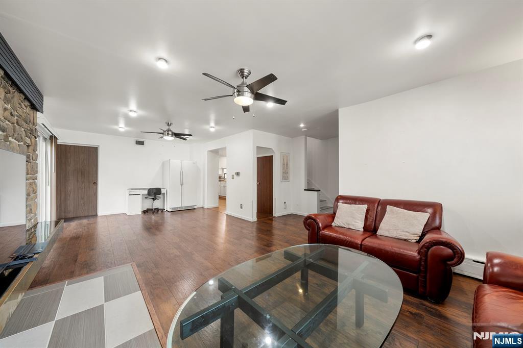 608 Bergen Boulevard
