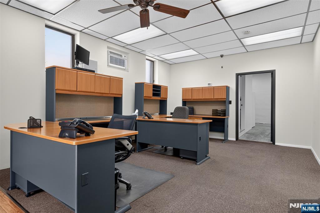 521 Valley Brook Avenue Office/ Warehou