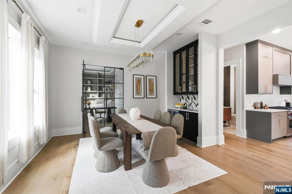 4 Athens Road