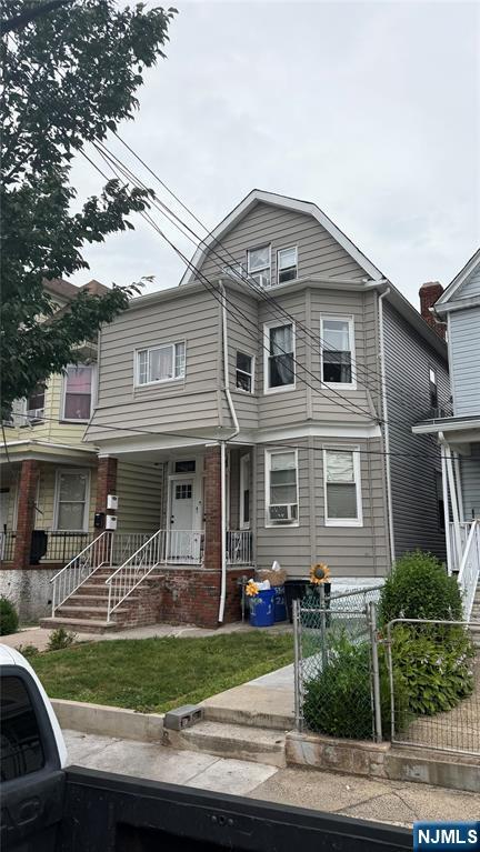 658 Adams Avenue