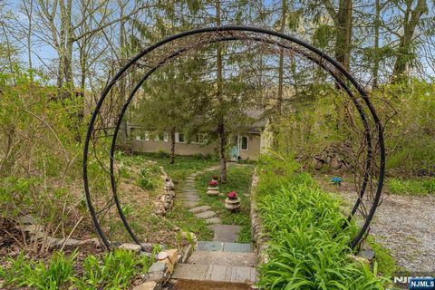Photo of 351 Lakeshore Drive, Vernon, NJ 07422 (MLS # 26015697)