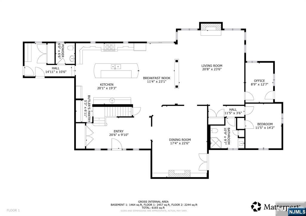 Main image without alt text