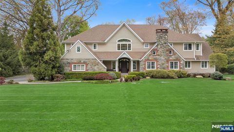 381 Pinewood Drive Wyckoff NJ 07481