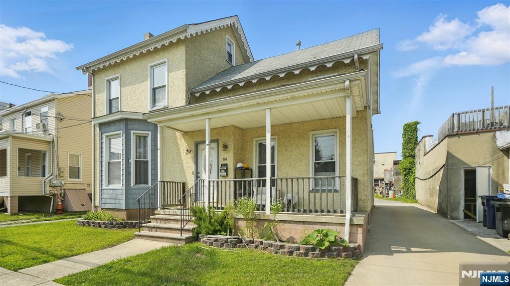64 Dewitt Place