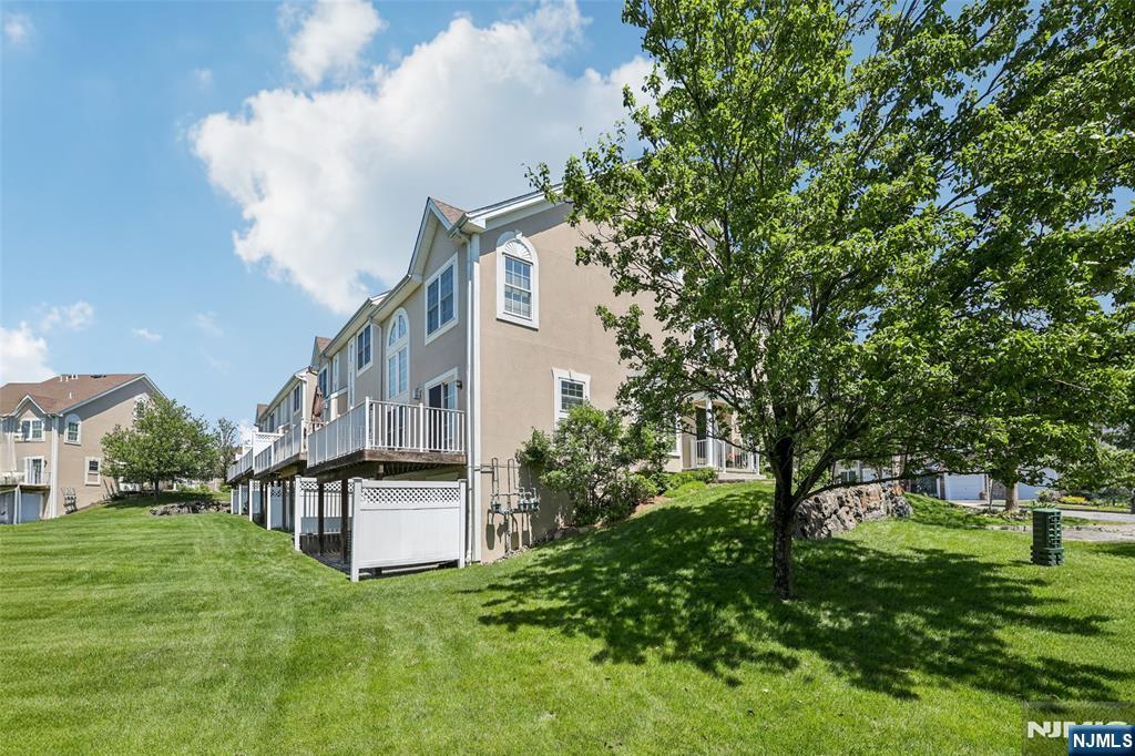 72 Magnolia Way