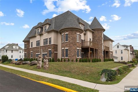 Photo of 176 Union Ave, Rutherford, NJ 07070 (MLS # 25039757)