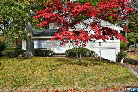 160 Busteed Drive Midland Park NJ 07432