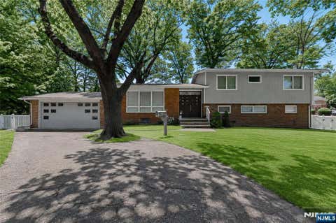 Photo of 2 Monument, Cresskill, NJ 07626 (MLS # 26029433)