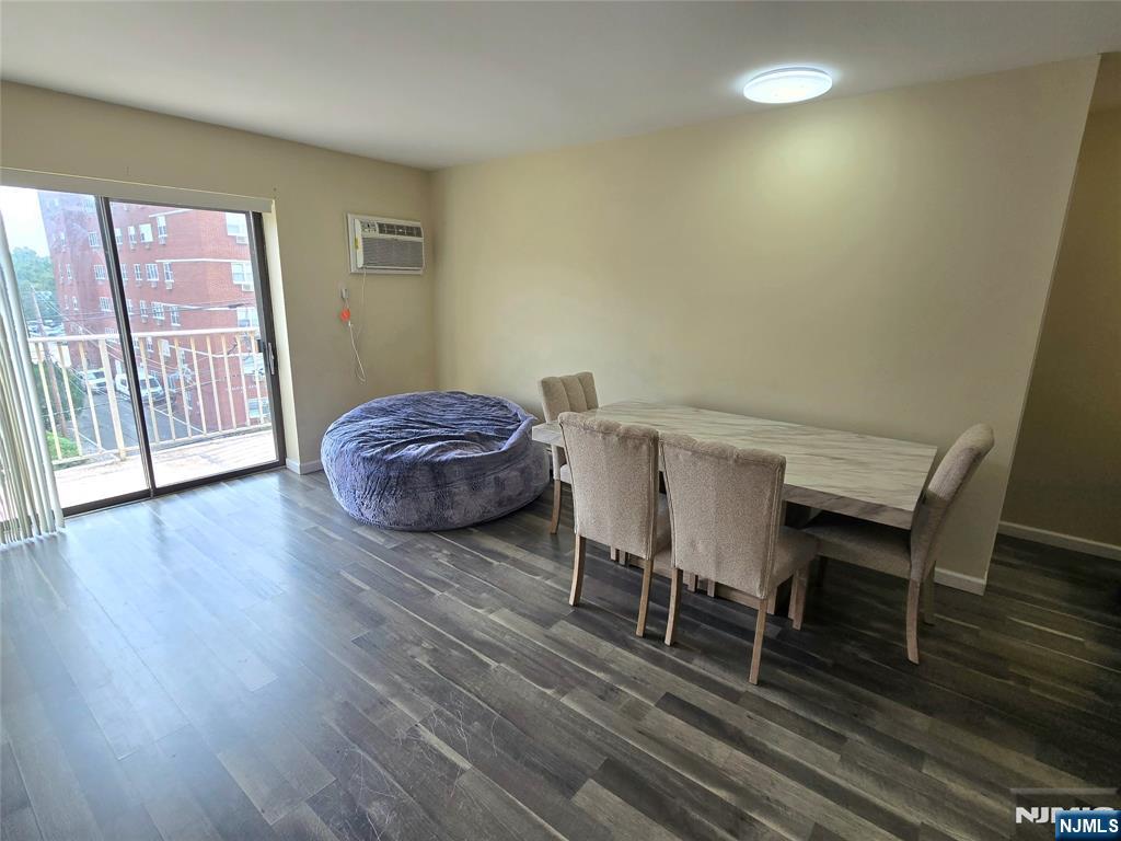 245 Anderson Street 4i