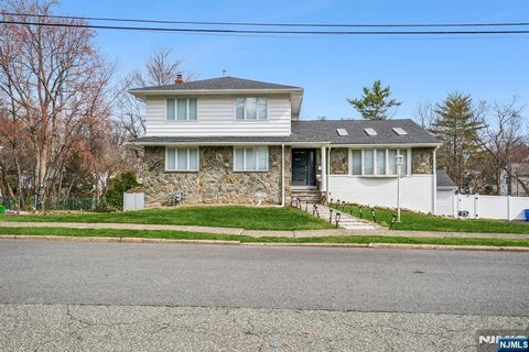 13 Munsey Road Emerson NJ 07630