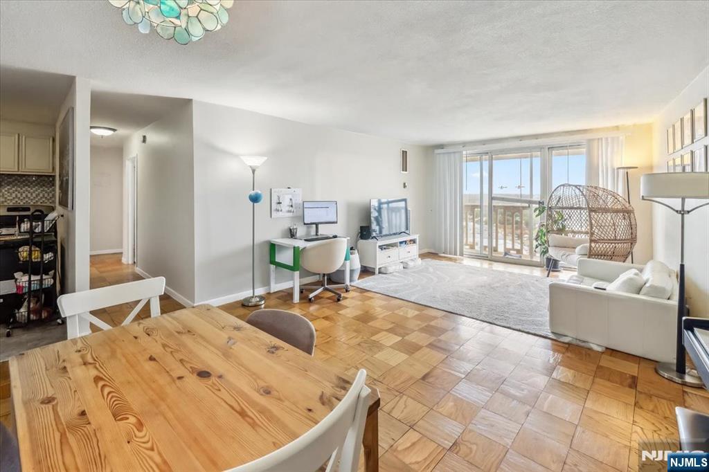 555 North Avenue 23C