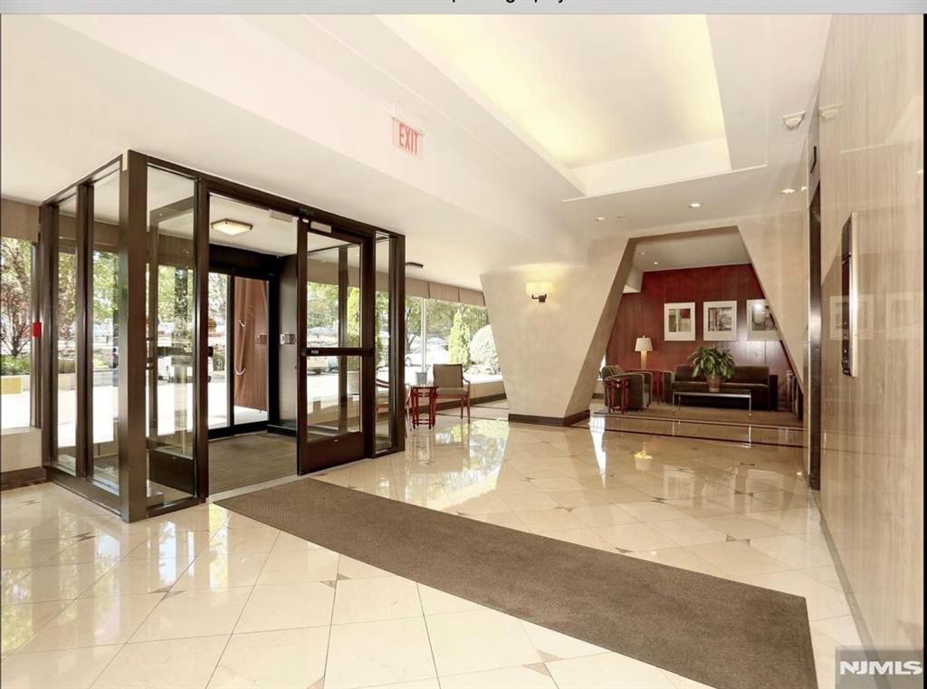 Photo of 4 Horizon Road #G-3, Fort Lee, NJ 07024 (MLS # 25042223)