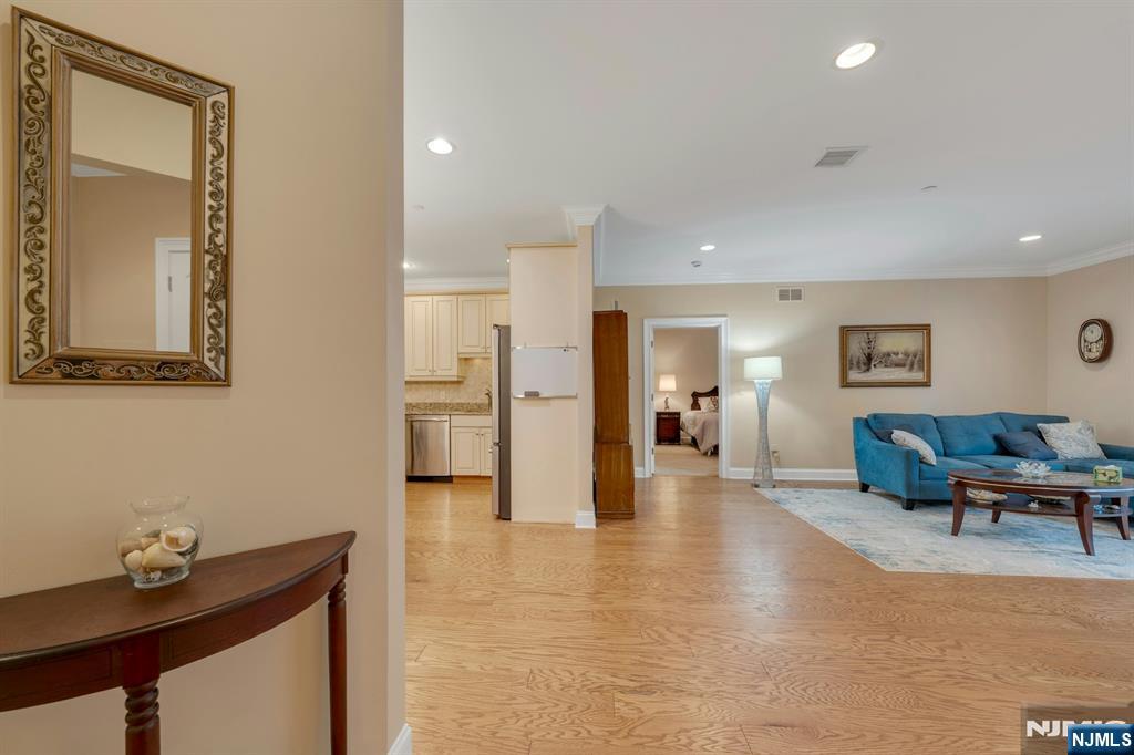 5 E Tenakill Park E Drive 110