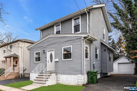 1107 Drake Avenue Roselle NJ 07203